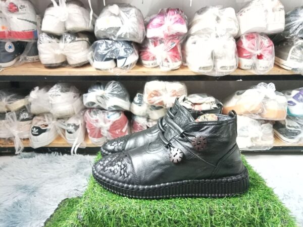 Giày 2hand Boot