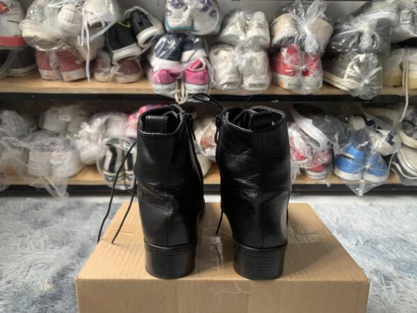 Giày 2hand Boot