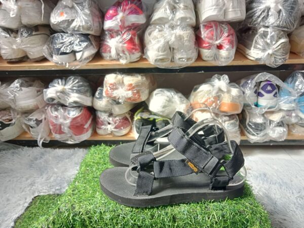 Giày Sandal 2hand