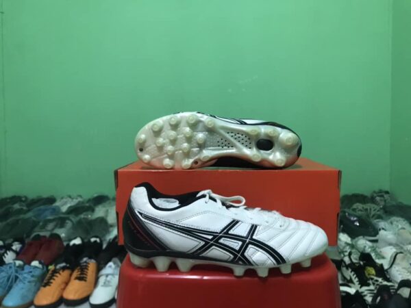 Giày 2hand Đá Bóng Hiệu Asics