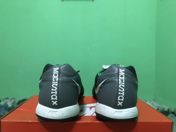 Giày Đá Bóng 2hand Hiệu Nike