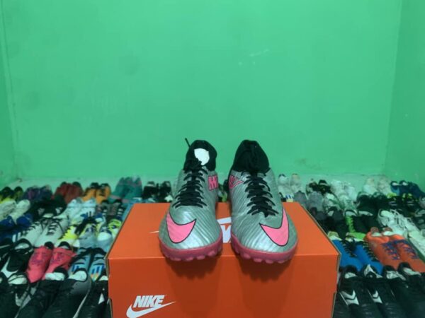 Giày Đá Bóng Thương Hiệu Nike Chính Hãng