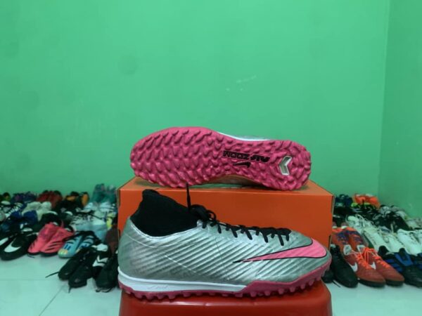 Giày Đá Bóng Thương Hiệu Nike Chính Hãng