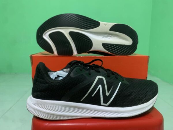 Giày 2hand Thể Thao Hiệu New Balance