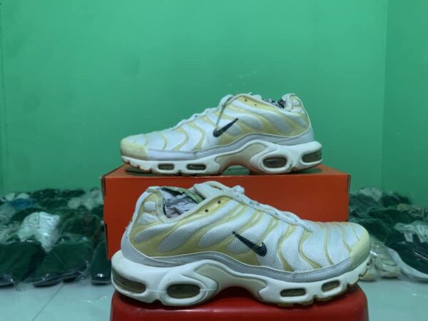 Giày Thể Thao 2hand Hiệu Nike
