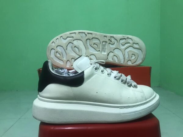 Giày Thể Thao 2hand
