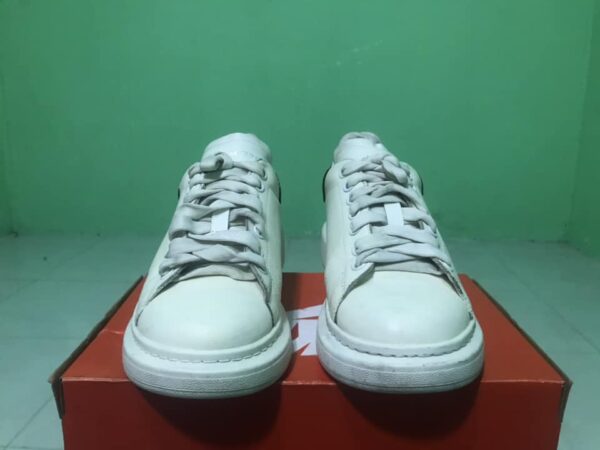 Giày Thể Thao 2hand