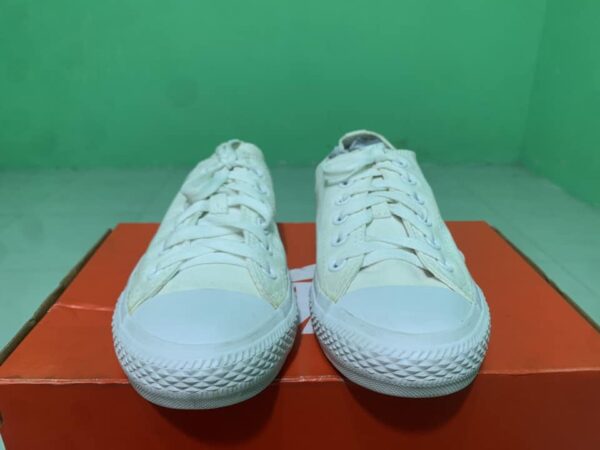 Giày Thể Thao 2hand Hiệu Converse