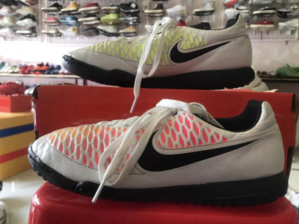 Giày 2hand Đá Bóng Hiệu Nike