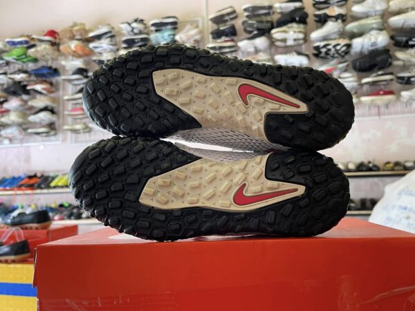 Giày Đá Bóng 2hand Hiệu Nike