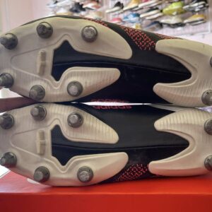 Giày bóng đá Adidas Chính Hãng