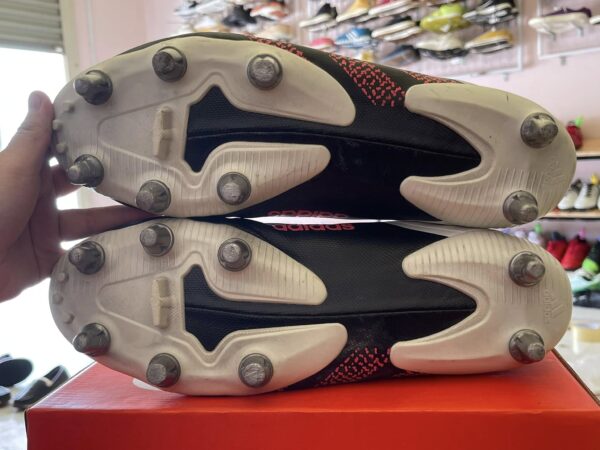 Giày bóng đá Adidas Chính Hãng