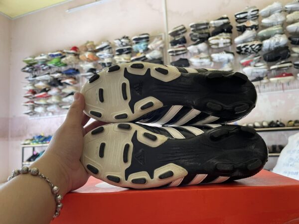 Giày Đá Bóng 2hand Hiệu Adidas