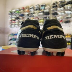 Giày Đá Bóng 2hand Hiệu Nike Chính Hãng