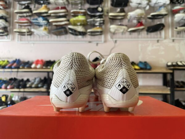 Giày Đá Bóng 2hand Hiệu Under Armour Chính Hãng