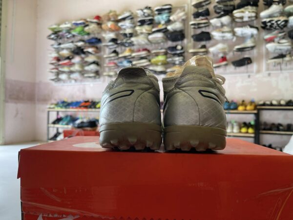 Giày Đá Bóng 2hand Hiệu Puma