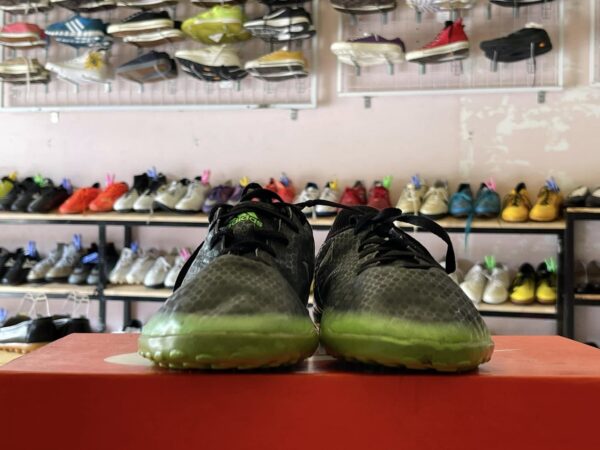 Giày Bóng Đá 2hand Hiệu Adidas