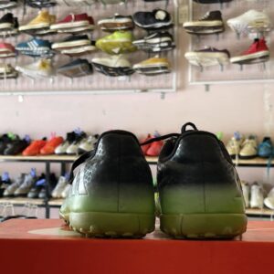Giày Bóng Đá 2hand Hiệu Adidas