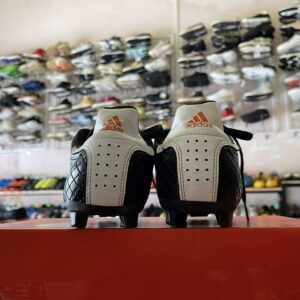 Giày Đá Bóng 2hand Hiệu Adidas