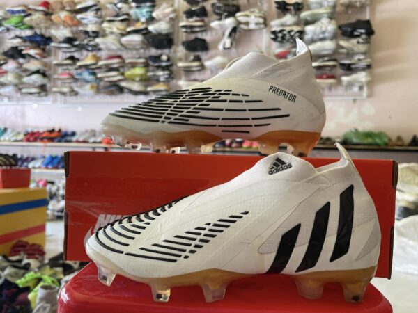 Giày 2hand Đá Bóng 2hand Hiệu Adidas