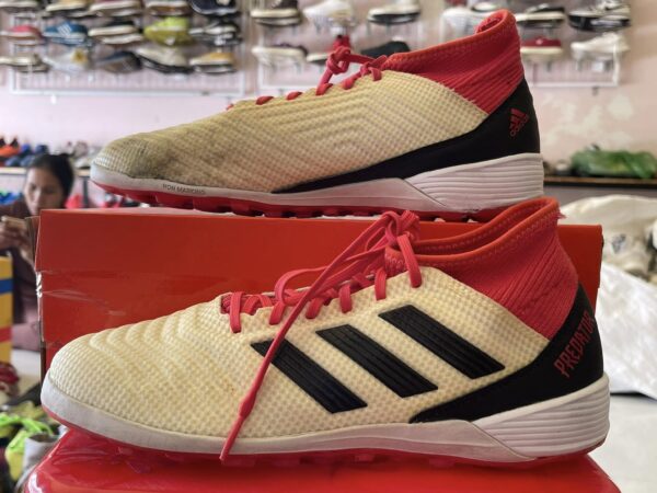Giày 2hand Đá Bóng 2hand Hiệu Adidas Predator Tango 18.3 Mens Trắng/Đen
