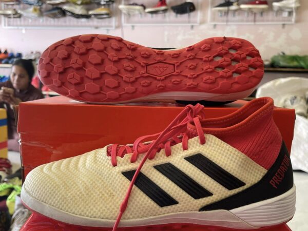 Giày 2hand Đá Bóng 2hand Hiệu Adidas Predator Tango 18.3 Mens Trắng/Đen
