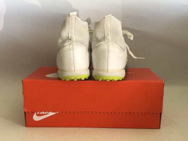 Giày Đá Banh 2hand Hiệu Adidas