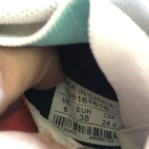 Giày Đá Banh 2hand Hiệu Adidas