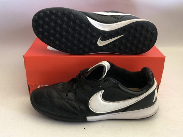 Giày Đá Bóng 2hand Hiệu Nike