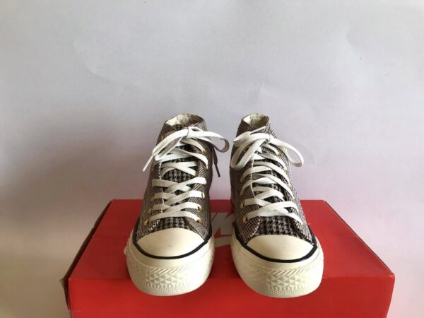 Giày Thể Thao 2hand Hiệu Converse