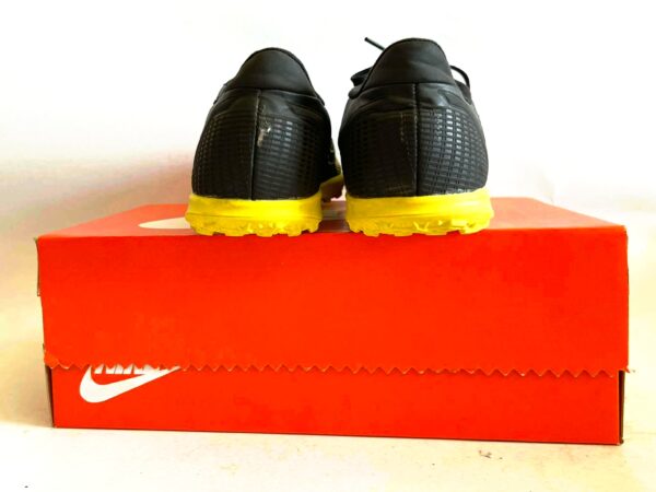 Giày Bóng Đá 2hand Hiệu Nike
